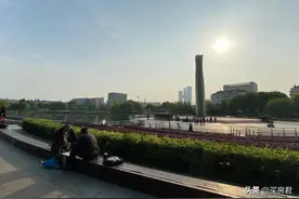 100多万起步的南湖小区，是最温柔的“老破小”图片