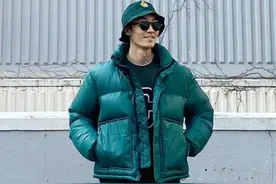 冬季造型很单调？像博主这样穿就很潮，这几款单品时髦又保暖图片