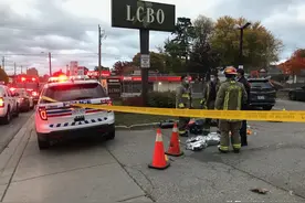 加拿大突发枪击 21岁小伙购物时被乱枪射死 竟是社交距离引发图片