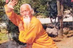 美国五星上将保镖放话：在中国无人能敌，随后被52岁老汉一掌打死图片