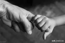 爸爸患了白血病，小学毕业的张宸轩健身增肥：12岁男孩捐骨髓救父图片