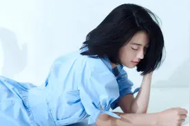 秋天的风一阵阵吹过图片