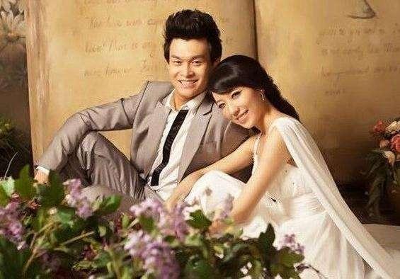 宠爱妻子的小沈龙,与海归漂亮的老婆如何相知相爱相守的