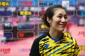 韩莹，没进过中国“省队”的姑娘，在世界杯上削亮全场图片