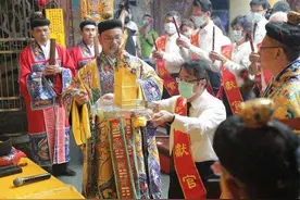 台湾日月潭干涸见底，岛内绿营除了祈雨，还想甩锅“大陆气候战”图片