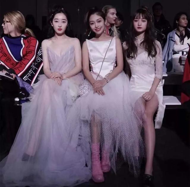 拉踩欧阳娜娜，营销“汤臣一品千金，”这位00后网红又叕翻车了