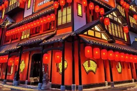 人气赶上海底捞？这家邓伦开的火锅店引粉丝坐飞机、高铁来打卡图片