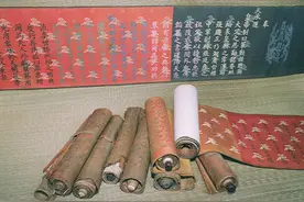 老农家传9道清代圣旨，专家借走展览丢失2道，最后赔了多少钱？图片