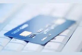 65名保洁员拿到足额工资图片