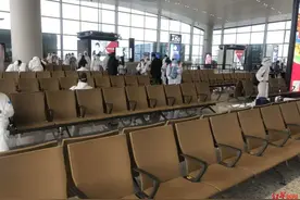 疫情真实故事丨被中美家庭“拉扯”的留学生，美国“老爸”看淡生死，中国父母说赶紧回家图片