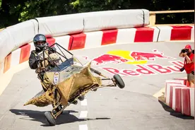 红牛肥皂盒卡丁车比赛soapbox race视频封面
