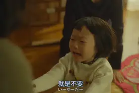 爱黏人、脾气大的宝宝背后，总有个累坏了的妈妈图片