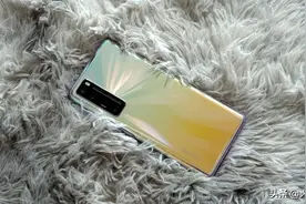 10月份的华为手机不能盲目乱选！优选三款华为值得好手机图片