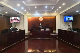 判了！那个“疯狂别车还泼咖啡”的司机，获刑3个月图片