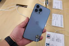开箱无小事！苹果iPhone13系列拿到手先做啥？网友已经总结教训图片