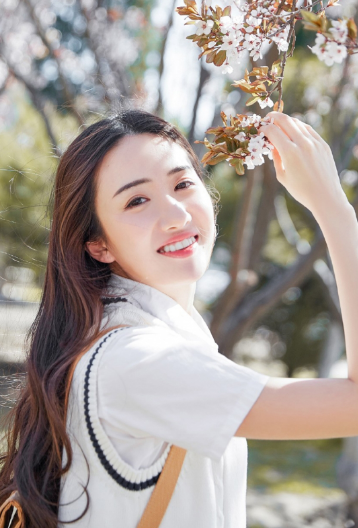 哪一款娇韵诗的身体乳瘦肚子