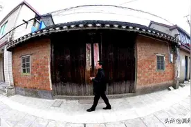 仪征10名作家赴新北社区采风图片