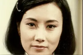 74岁的汪明荃：两度患癌，无儿无女，罗家英成了一生所爱图片