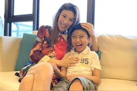 伟大！女星李宇柔曾为保胎零麻醉缝合子宫，经历流产10次诞下儿子图片