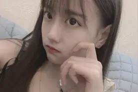 小说：她刚睡下，别吵醒了她！图片
