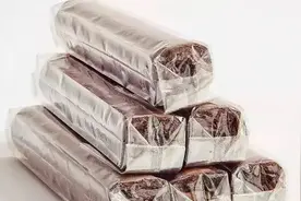 雪茄外面的玻璃纸别急着扔，先看看这篇文章再决定图片