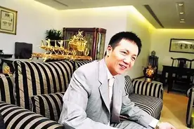 上海前首富周正毅：入狱后嫌监狱太闷热，给整个监狱全都装上空调图片