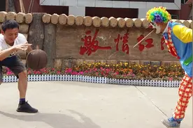 娇憨可爱的小女孩是世界最美图片