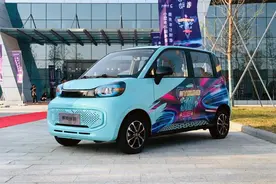 国产新款代步小车，朋克多多正式上市，五门四座，2.68万起图片