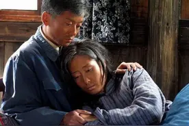 人过五十，遇见这三种人，都是来渡你的人图片
