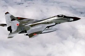 40架对56架，印度米格-29K舰载机和中国歼-15舰载机性能横向对比图片