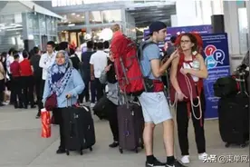 滞留柬埔寨游客旅游签自动延期，无需缴纳罚款图片