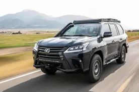 越野版LX570现身！搭载高功率V8引擎，配全套越野套装图片