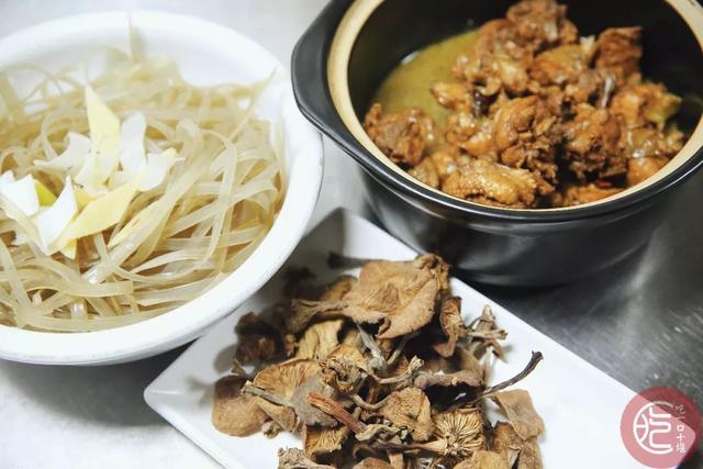 「十堰美食」好嗨哦,在十堰我竟然吃到了地道的东北锅包肉,感觉到了人生巅峰…