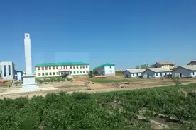 走进朝鲜，在朝鲜挖煤一个月多少钱？图片