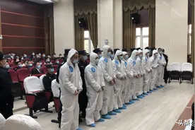 湖北天门法院公开开庭审理毛贵祥等10人涉恶势力犯罪集团案图片