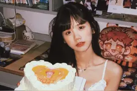 “纯欲天花板”井川里予素颜遭嘲讽，网友：就这我也能当网红图片