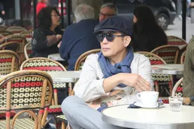 74岁秦汉为孙女亲下厨，儿媳夸闺女吃两碗，单身26年看淡婚姻图片