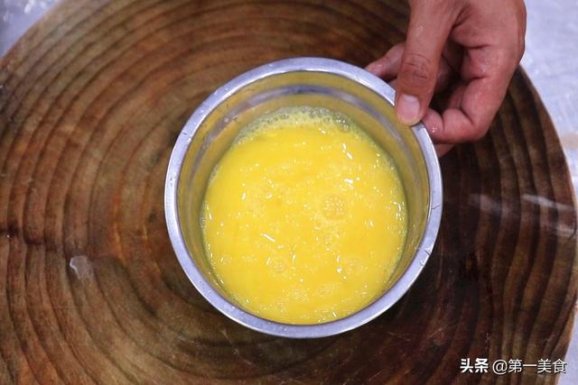 这才是番茄炒鸡蛋的正确做法！嫩滑蓬松又鲜美，技巧一次性学会
