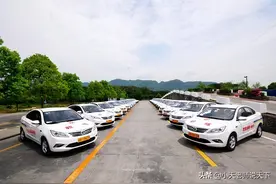 同样是实车考试，科目二和科目三哪个更难？驾校教练说出了实情图片