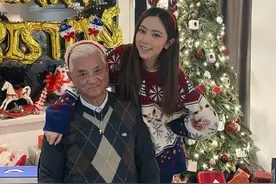 邓紫棋一家过洋节，男友罕露面送百万豪礼！82岁外公银发太精神图片