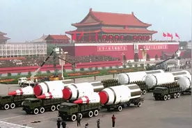 “东风快递”已能使命必达，更不能忘记中国核工业是如何奠基的图片