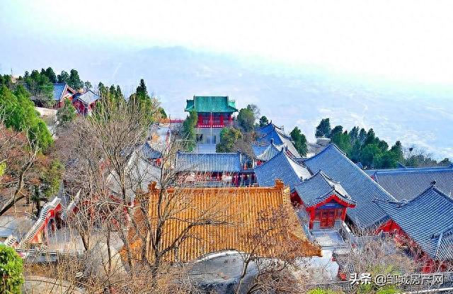 做为邹城人，有“天下第一奇山”美誉的峄山，你了解多少？