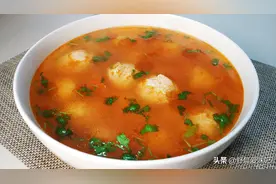 莲藕和猪肉做丸子，香嫩劲道口感好，教你小技巧，丸子好吃到爆图片