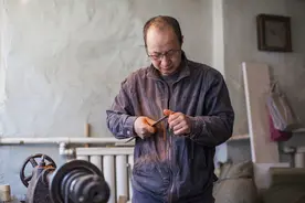 一级建造师放弃一切，变成体力劳动者，我已经喜欢上了这种生活图片