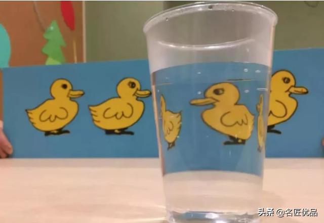 手工：超萌可爱的小鸭子，简单几步就能完成，还可以漂浮起来哟