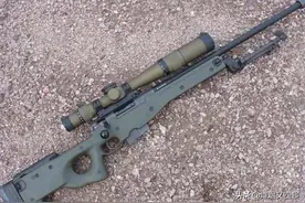 AWM已经过时，M416也退居二线了，它才是空投时首选的武器图片