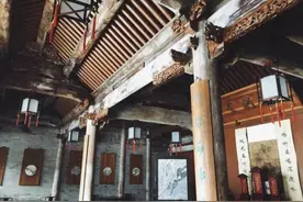 江苏私藏了一座奢华古宅：采用金丝楠木打造，价值无可估量图片