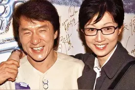 成龙追求吴绮莉细节疑曝光，不顾妻子狂示爱，却在其怀孕后玩失踪图片