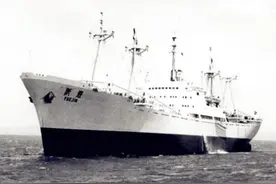 我国首艘万吨轮，首航日本被鱼雷击沉？真相揭开，只剩一声叹息图片