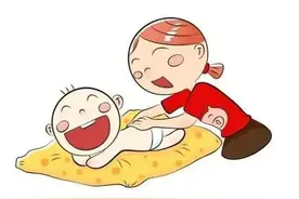 给宝宝充满爱的抚触图片